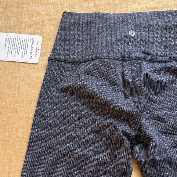 Lululemon Wunder Under Hi-rise 7/8 tight in herringbone - Picture 10 of 17